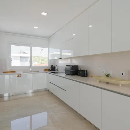 With Ocean View * لورينها