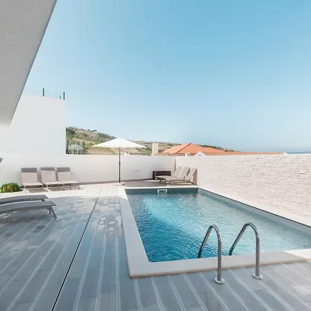 With Ocean View * Lourinha (Lisbon)