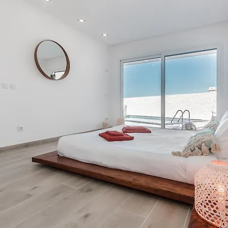 With Ocean View Villa Lourinha (Lisbon)