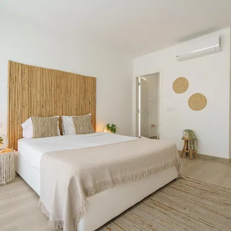 With Ocean View Willa *