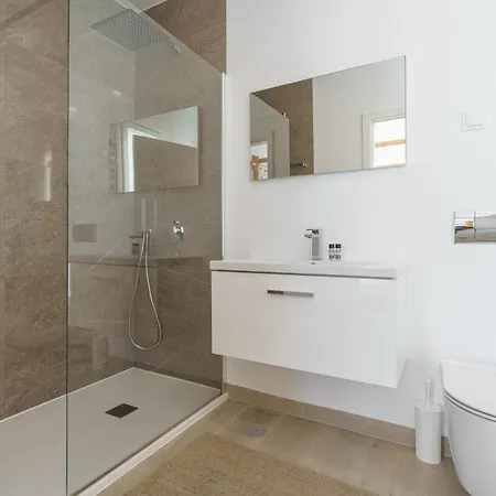 Villa With Ocean View *