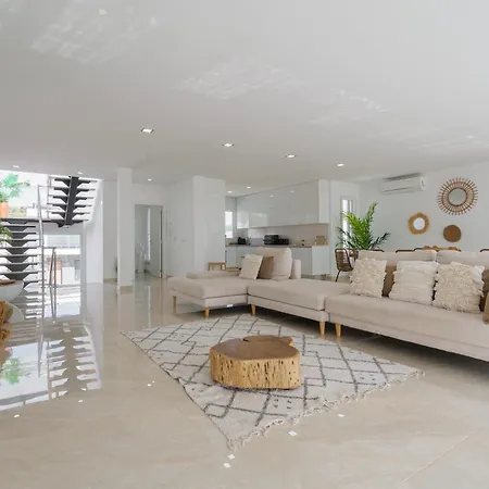 With Ocean View Lourinhã