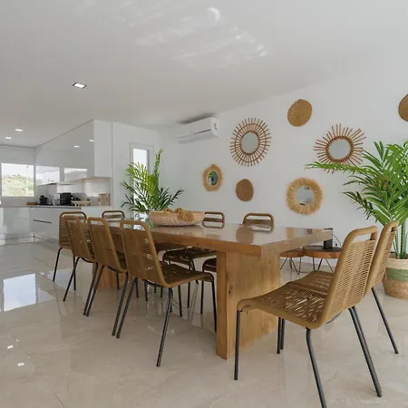 Willa With Ocean View