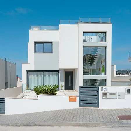 With Ocean View Villa Lourinha (Lisbon)